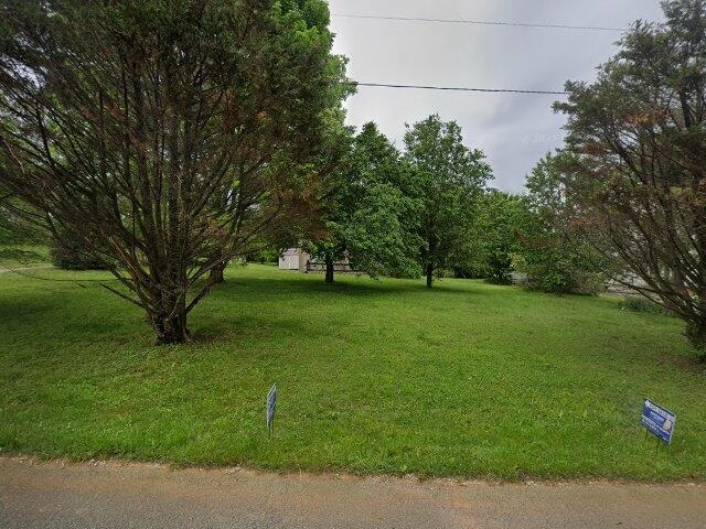 House image located at Baxter, TN 38544