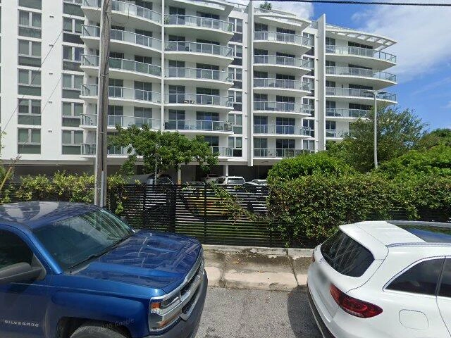 House image located at Miami, FL 33181