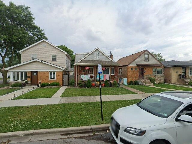 House image located at Chicago, IL 60638