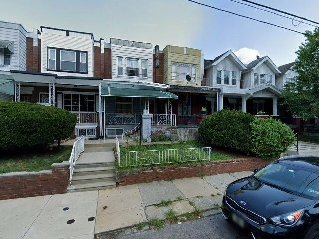 House image located at East Saint Louis, IL 62204