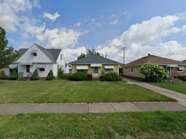 House image located at Cleveland, OH 44125