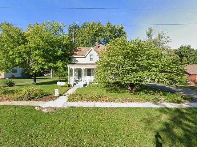 House image located at Sycamore, IL 60178