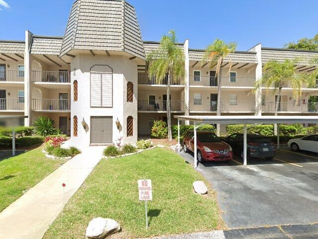 House image located at Seminole, FL 33777