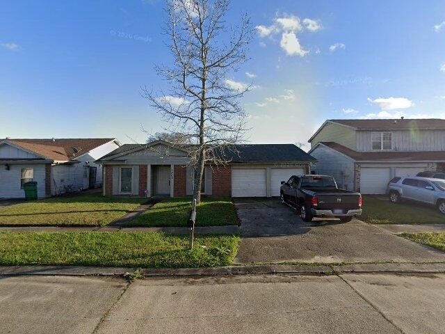 House image located at Harvey, LA 70058