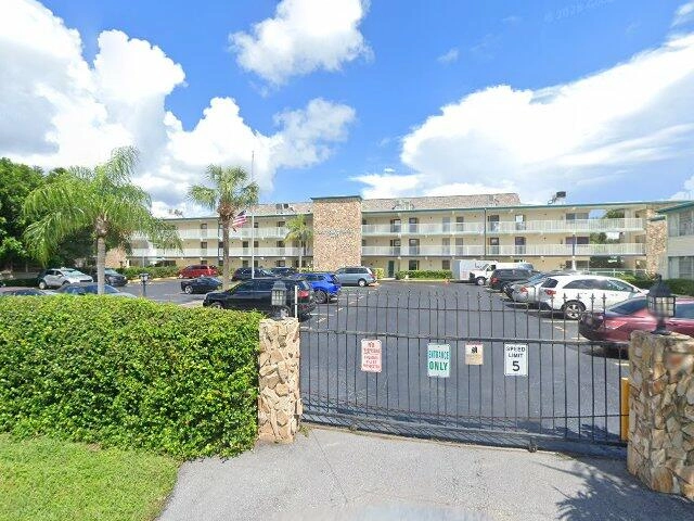 House image located at Saint Petersburg, FL 33705