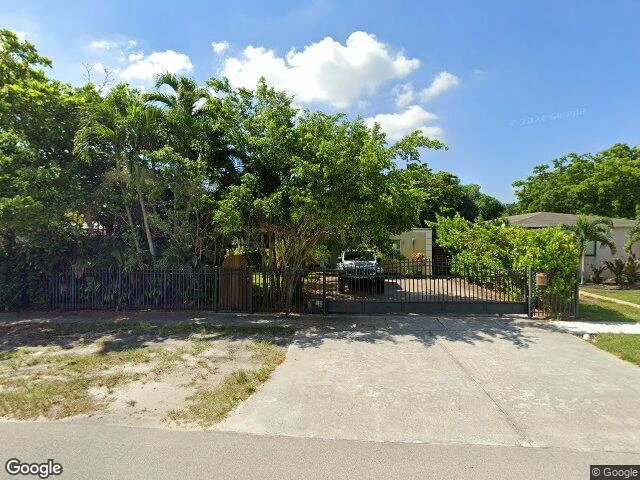 House image located at Miami, FL 33168
