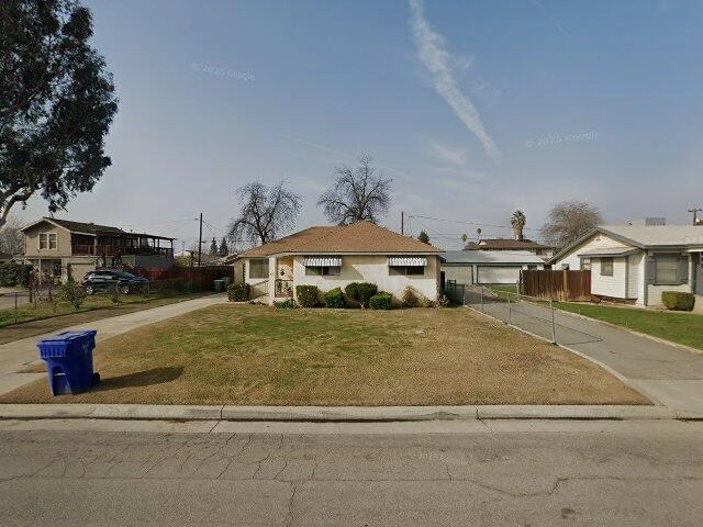 House image located at Bakersfield, CA 93304
