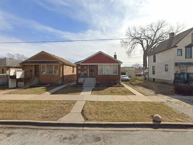 House image located at Chicago, IL 60652