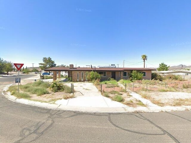 House image located at Kingman, AZ 86401