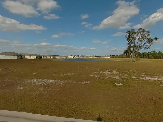 House image located at North Fort Myers, FL 33917