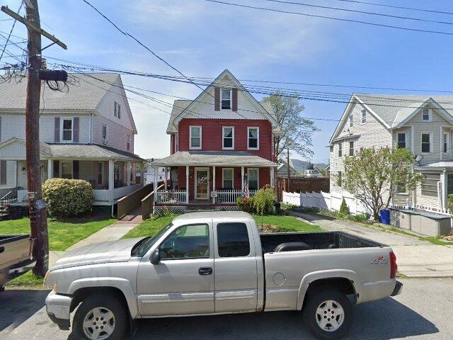 House image located at Peekskill, NY 10566