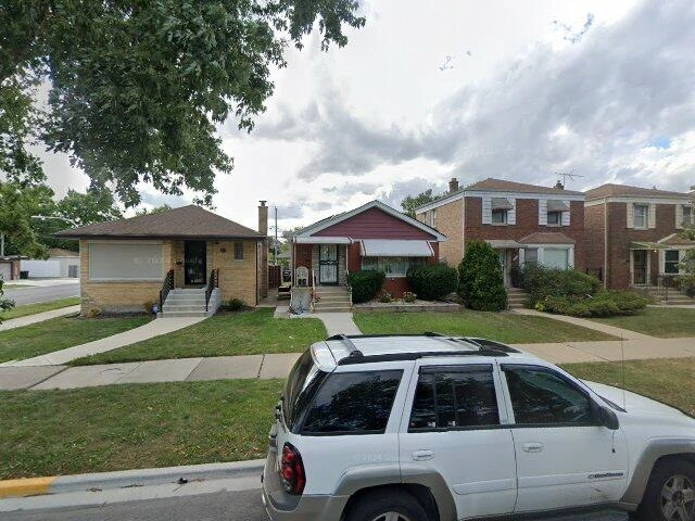 House image located at Chicago, IL 60628