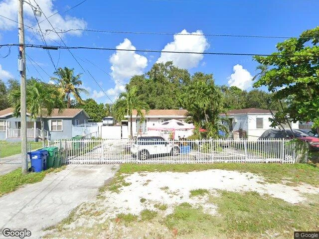 House image located at Miami, FL 33150