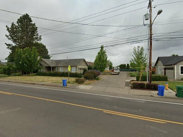 House image located at Eugene, OR 97402