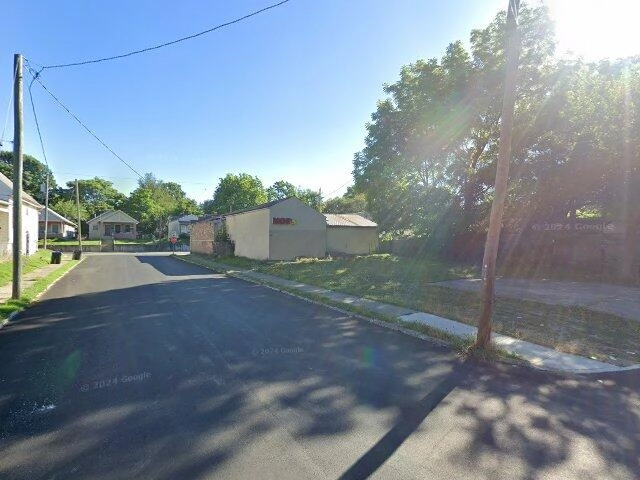 House image located at Louisville, KY 40210