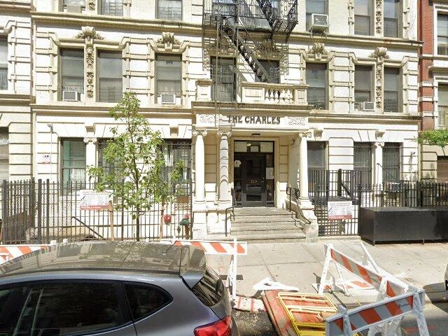 House image located at Chicago, IL 60628