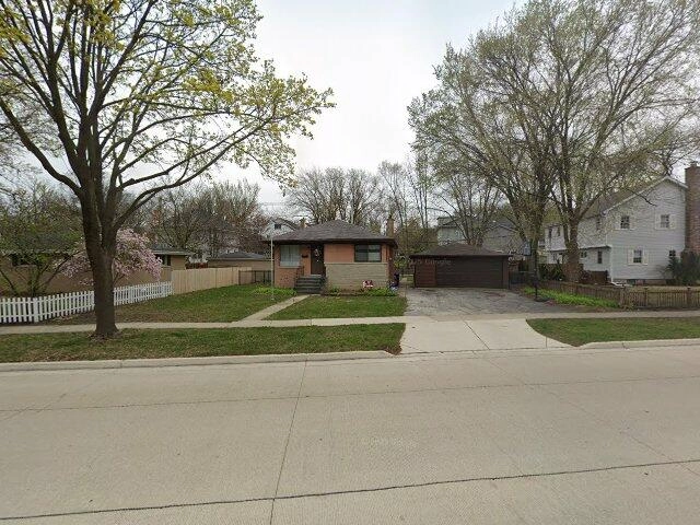 House image located at Hinsdale, IL 60521