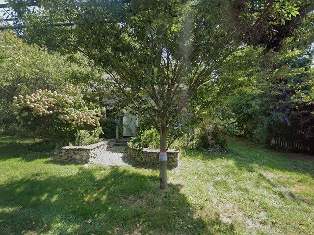 House image located at Southold, NY 11971