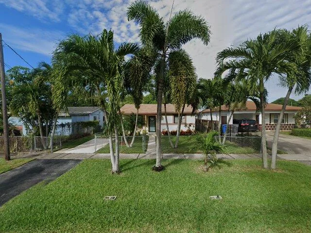 House image located at Hollywood, FL 33023