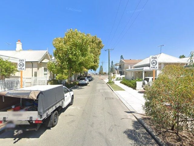 House image located at Owosso, MI 48867