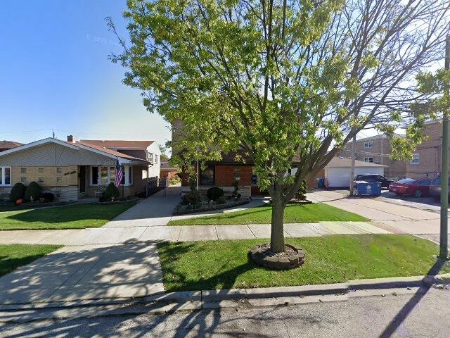 House image located at Chicago, IL 60652