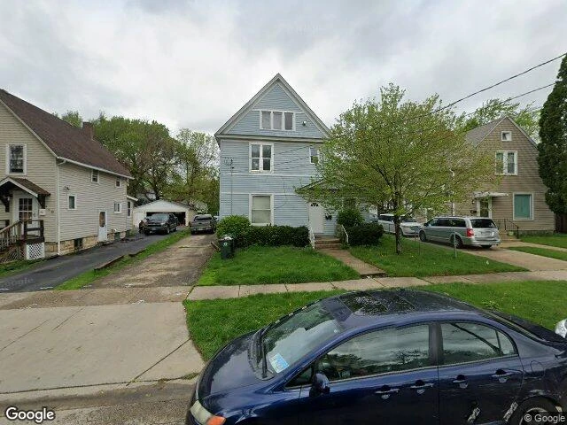 House image located at Aurora, IL 60506