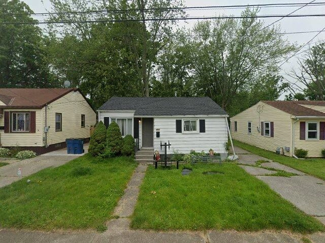 House image located at Lorain, OH 44053