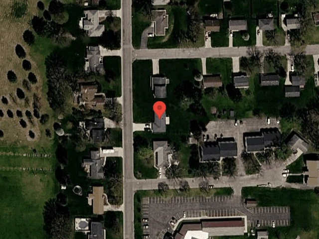 House image located at Freeport, IL 61032