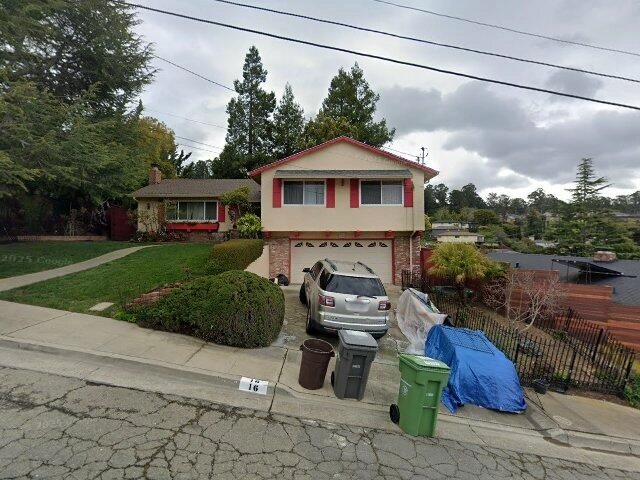 House image located at Oakland, CA 94605