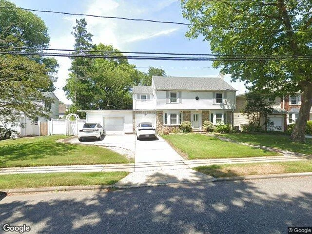House image located at Freeport, NY 11520