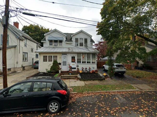 House image located at Trenton, NJ 08610