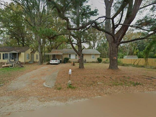 House image located at Jackson, MS 39209