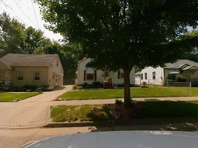 House image located at Akron, OH 44320