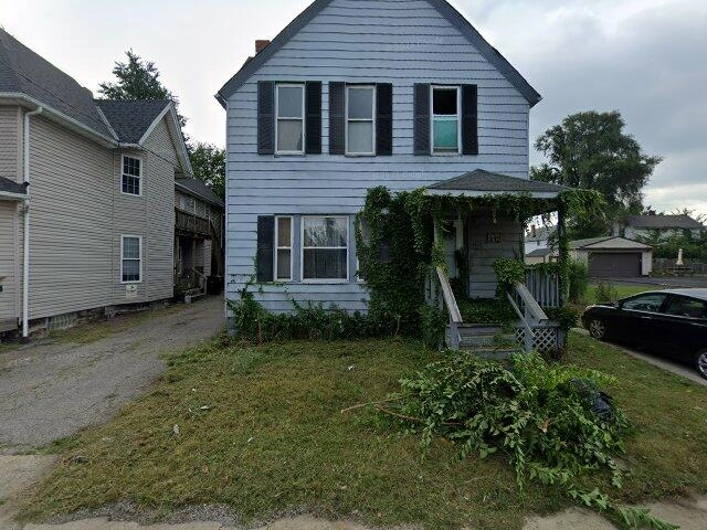 House image located at Cleveland, OH 44102
