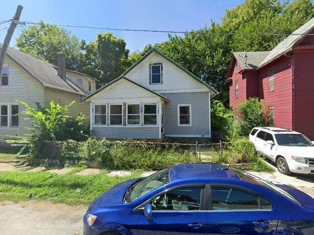 House image located at Rock Island, IL 61201