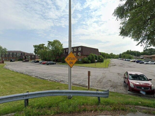 House image located at Country Club Hills, IL 60478