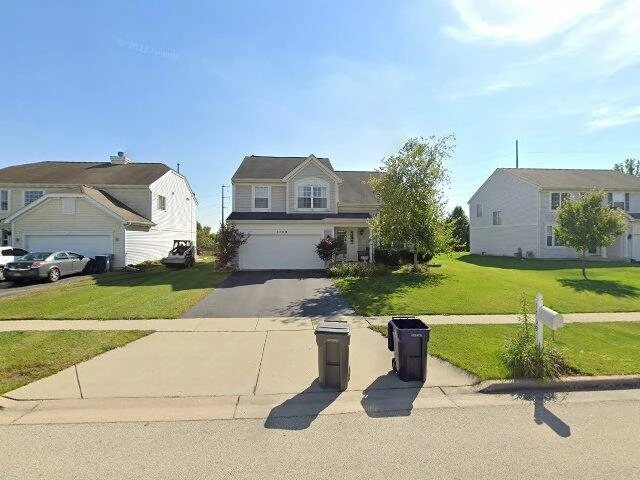 House image located at Elgin, IL 60123