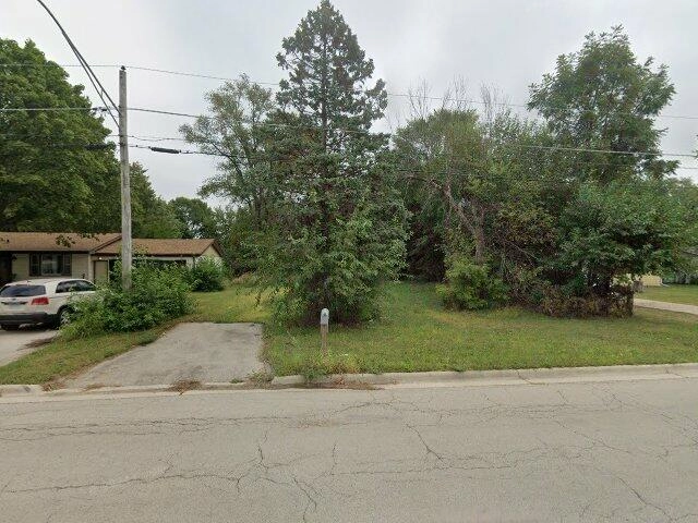 House image located at Machesney Park, IL 61115