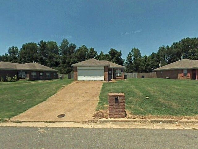 House image located at Memphis, TN 38109
