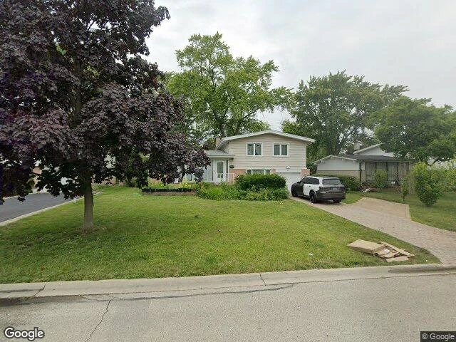 House image located at Glenview, IL 60025