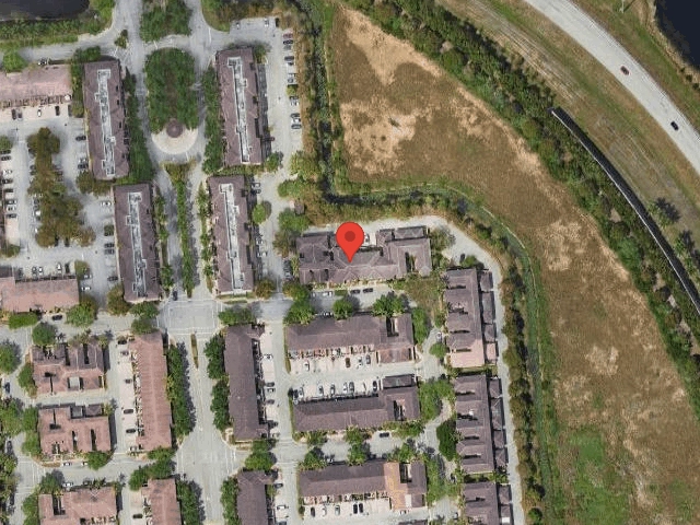 House image located at Hollywood, FL 33027