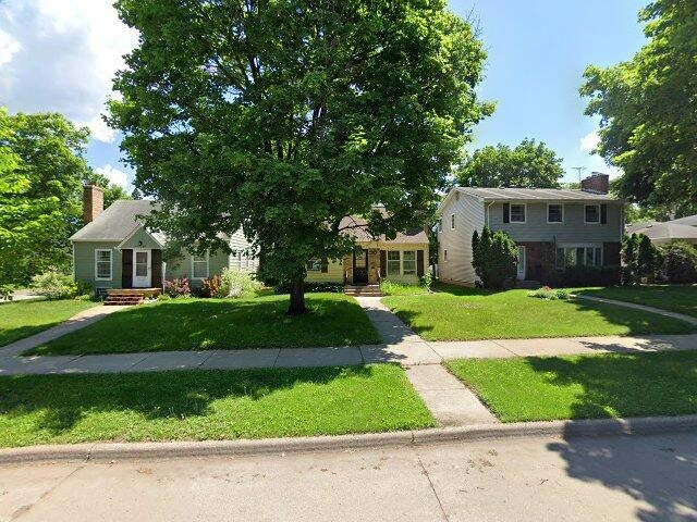 House image located at Minneapolis, MN 55406