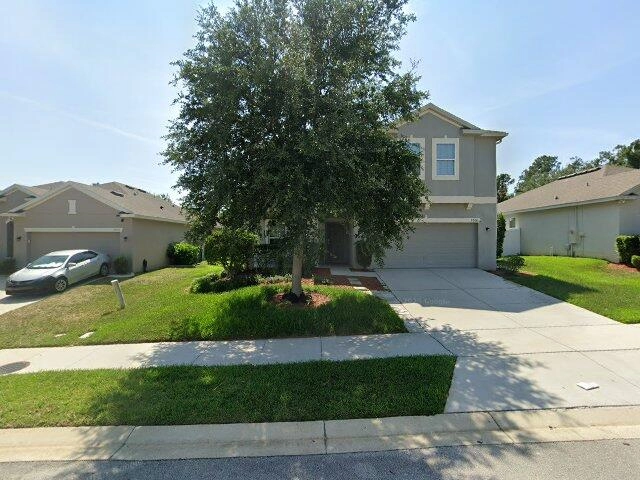 House image located at Grand Island, FL 32735