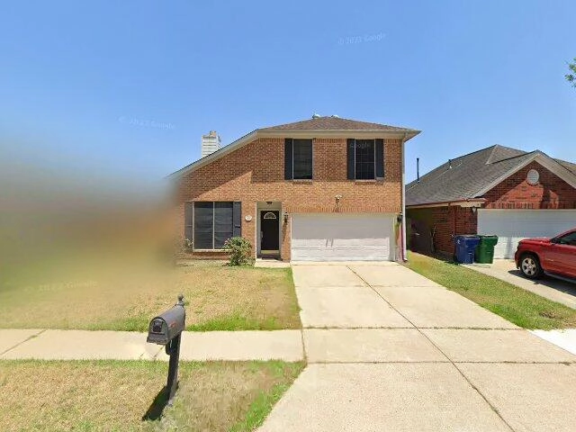 House image located at Angleton, TX 77515