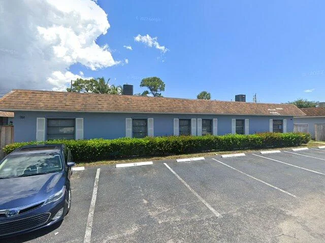 House image located at West Palm Beach, FL 33403