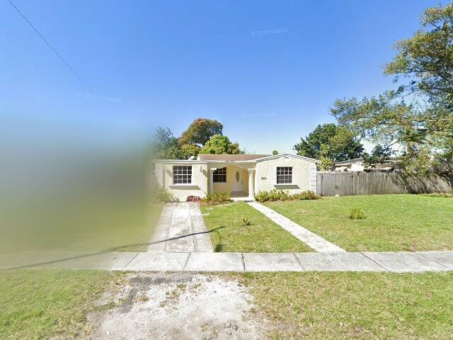 House image located at Hollywood, FL 33023