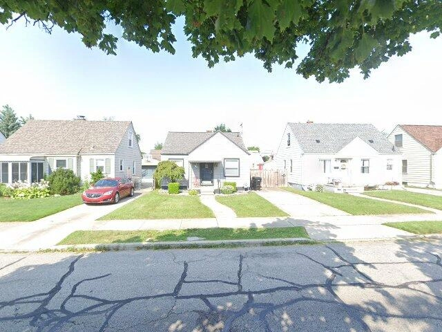 House image located at Wyandotte, MI 48192