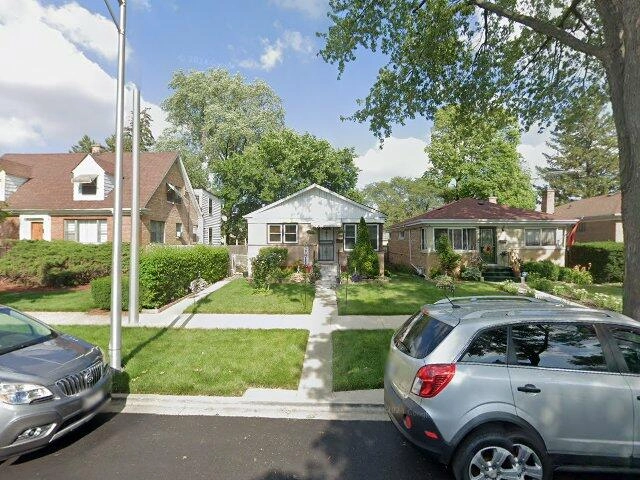 House image located at Bellwood, IL 60104