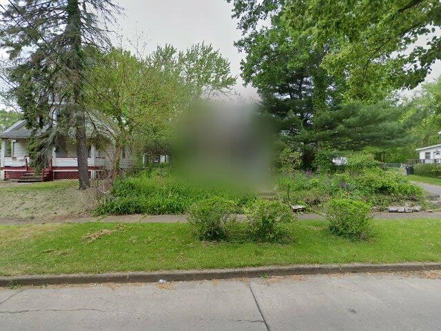 House image located at Warren, OH 44483