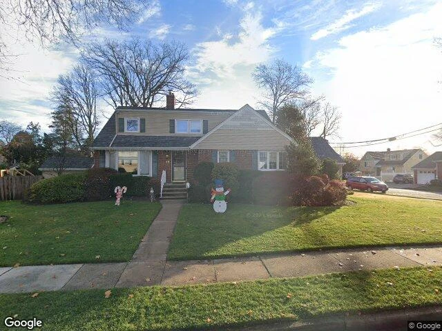 House image located at Bergenfield, NJ 07621